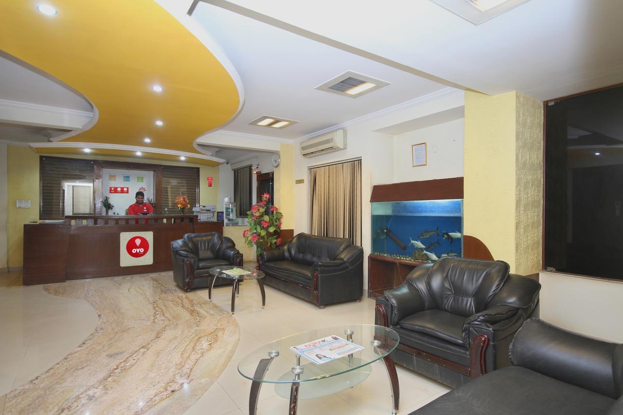 Oyo 5934 Lokaz Hotel Bangalore Buitenkant foto